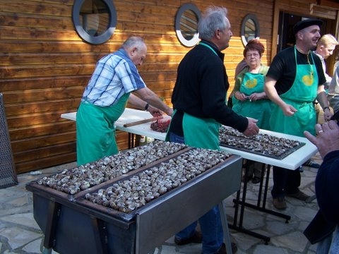 Missions et rôles des confréries de produits escargots